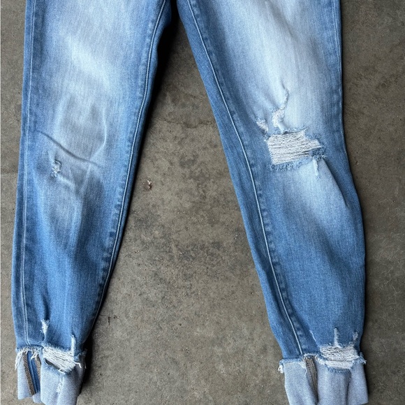 KanCan Light Blue Distressed Ankle Jeans - Picture 2 of 6